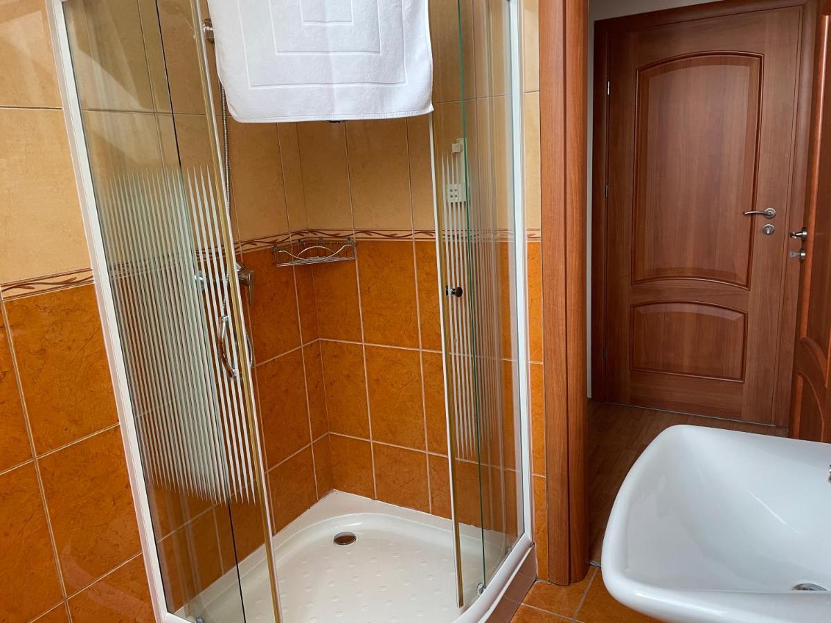 Mayer Pince Panzio Villany Bagian luar foto